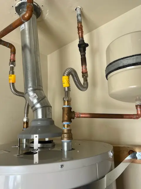 Water heater installation and plumbing repair in Highland Lakes